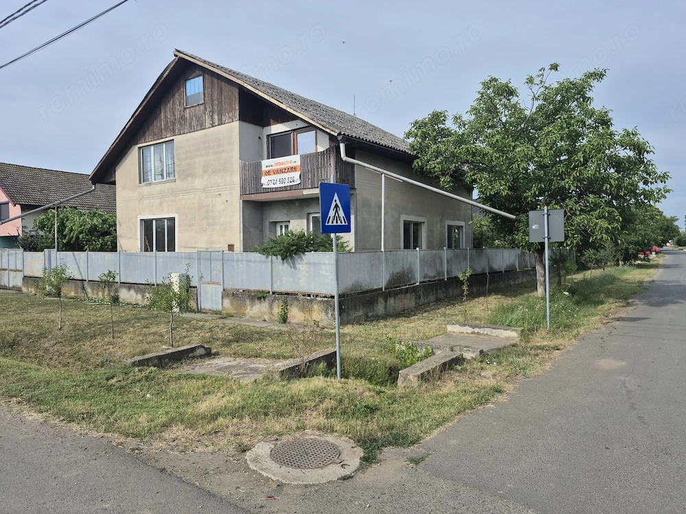 casa P+E cu 2 intrari, 240 mp, 7 cam, in Becicherecu Mic, la 15 km de Timisoara
