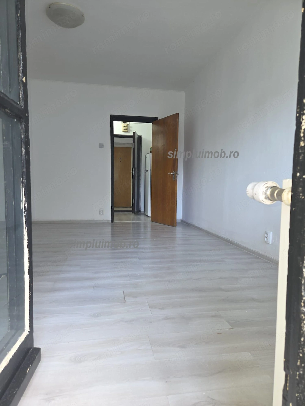 Garsoniera Sector 4 metrou Aparatorii Patriei