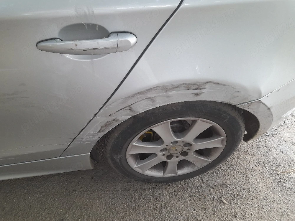 BMW seria 1 usor avariat