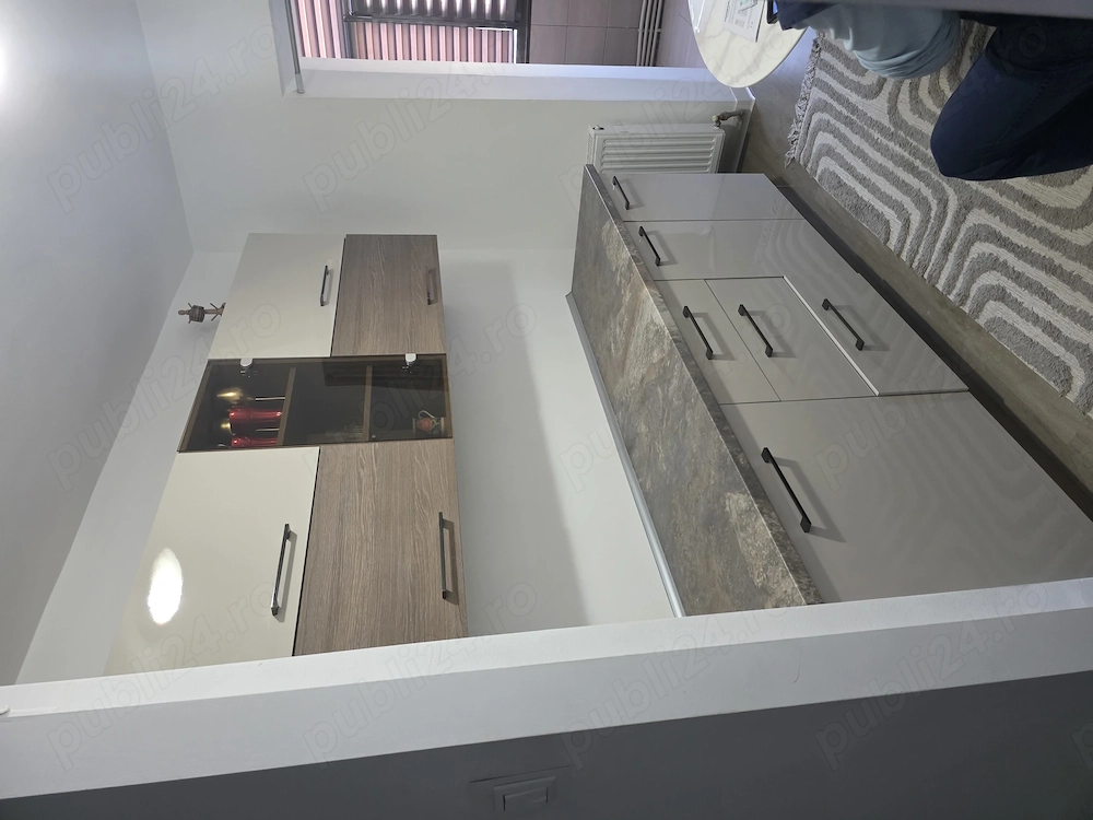 Vand apartament 3 camere