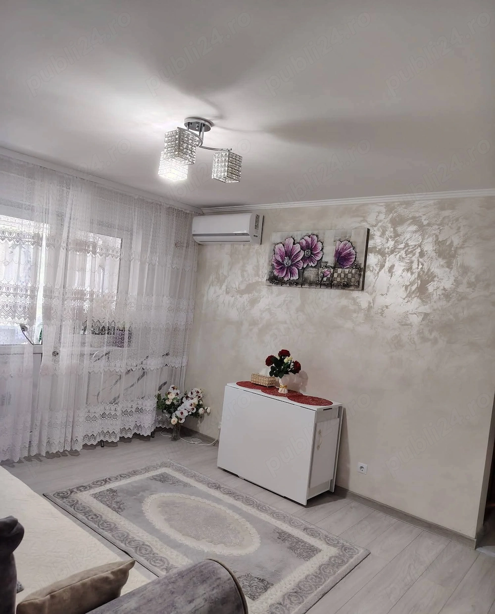 Apartament cu 2 camere Scoala 7- Varnav 