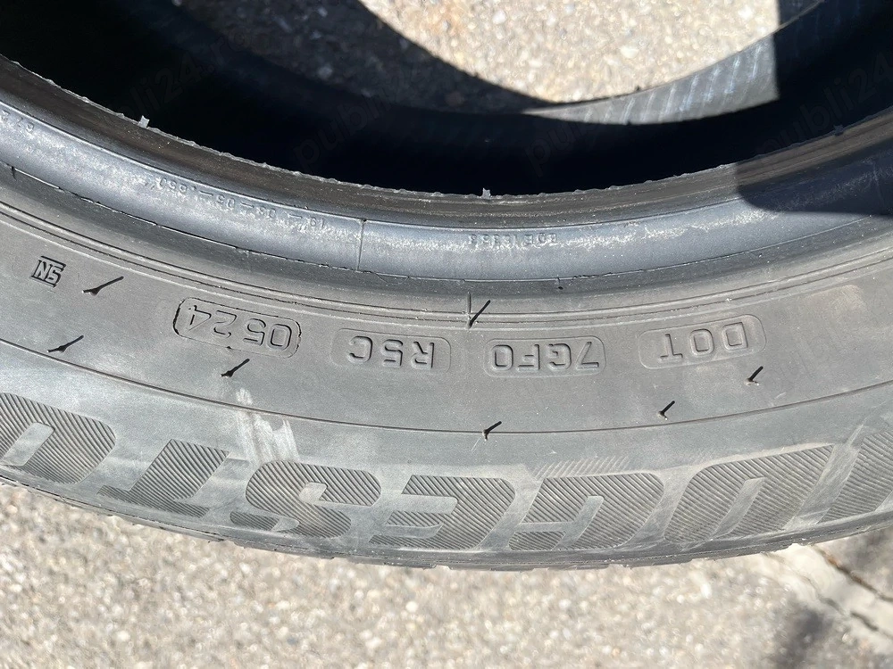 Vand 235/55R19