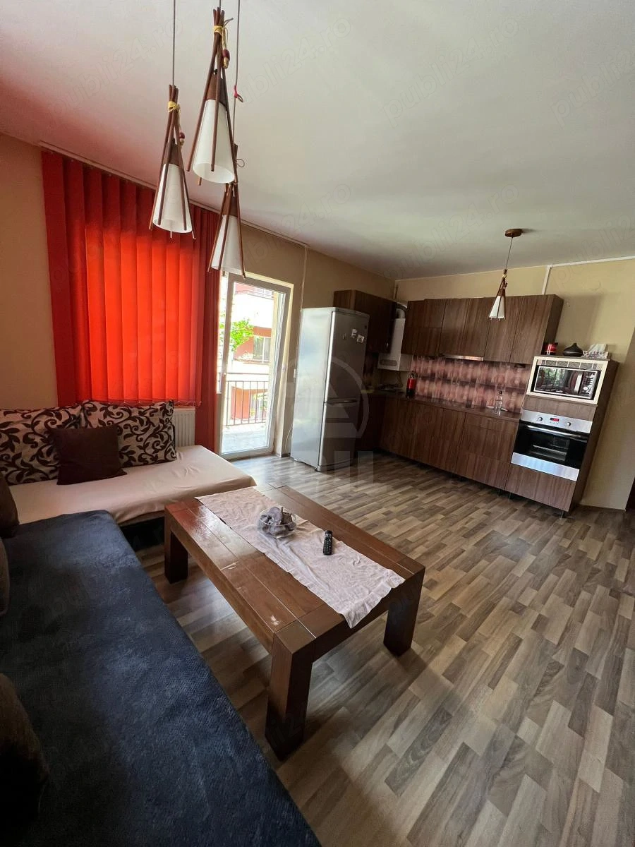 Apartament 2 camere semidecomandat zona Eroilor