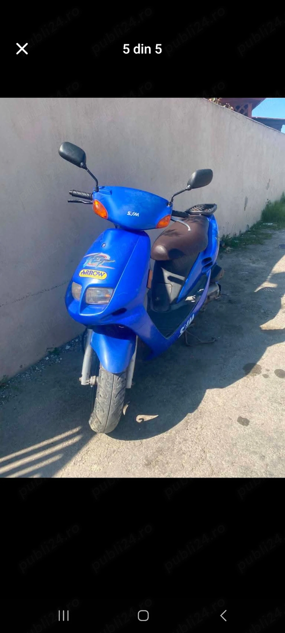 Vand doua scutere 