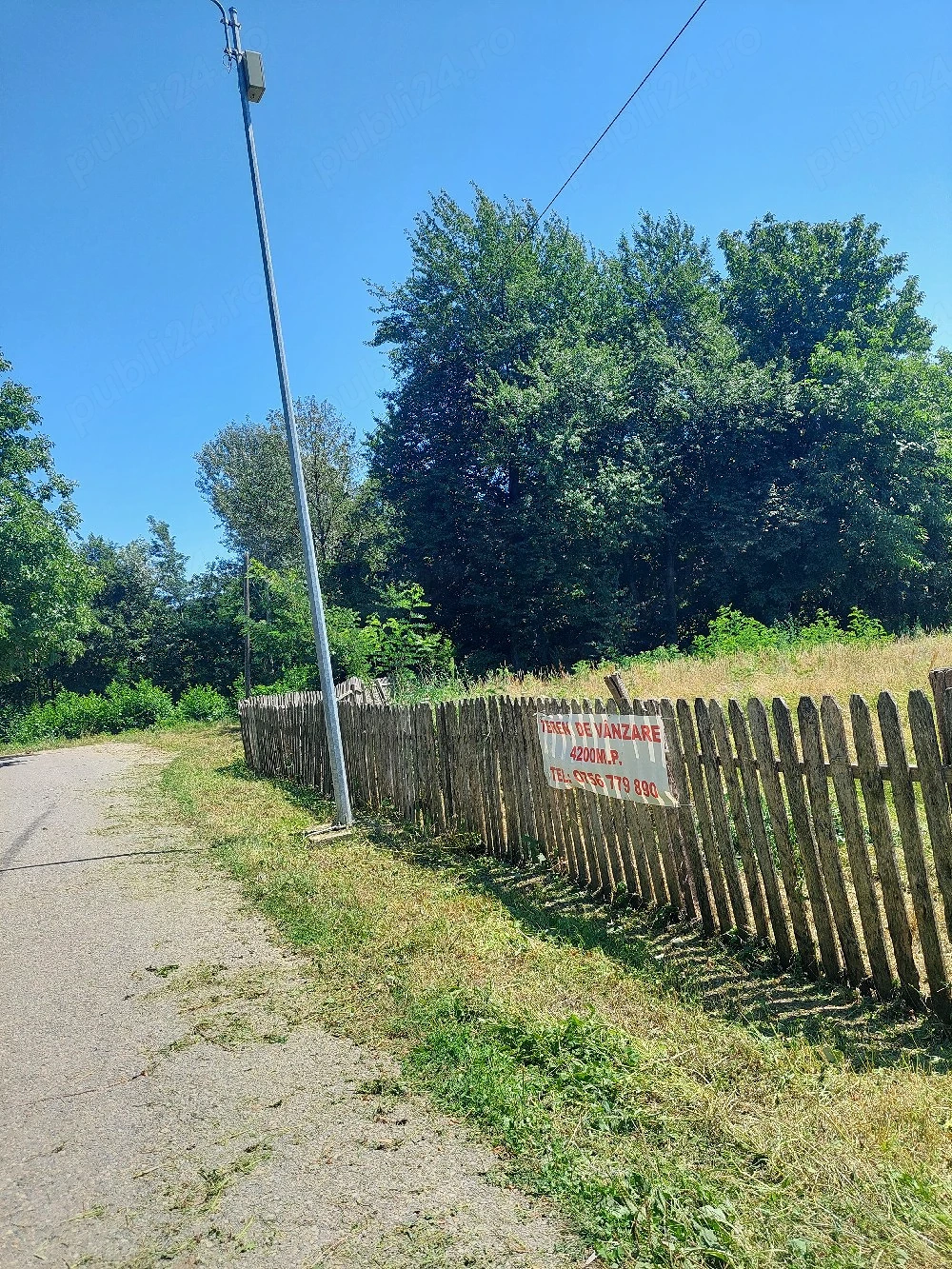 Vând teren 4200mp int și ext.sat Romani de Jos.Horezu 