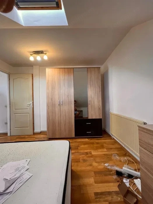 Apartament la mansarda zona Valea Aurie
