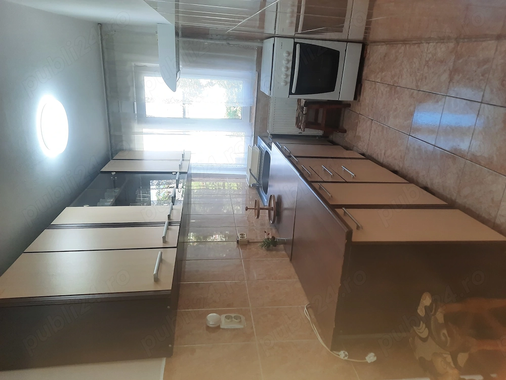 Închiriez Apartament cu 2 camere! Caransebes,Zona Nord
