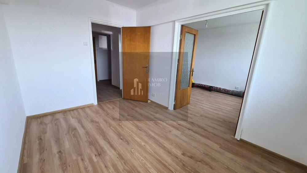 Apartament 3 camere decomandat Prel. Ghencea/ METROU RAUL DOAMNEI