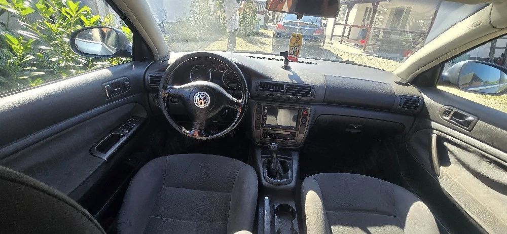 vand vw passat 