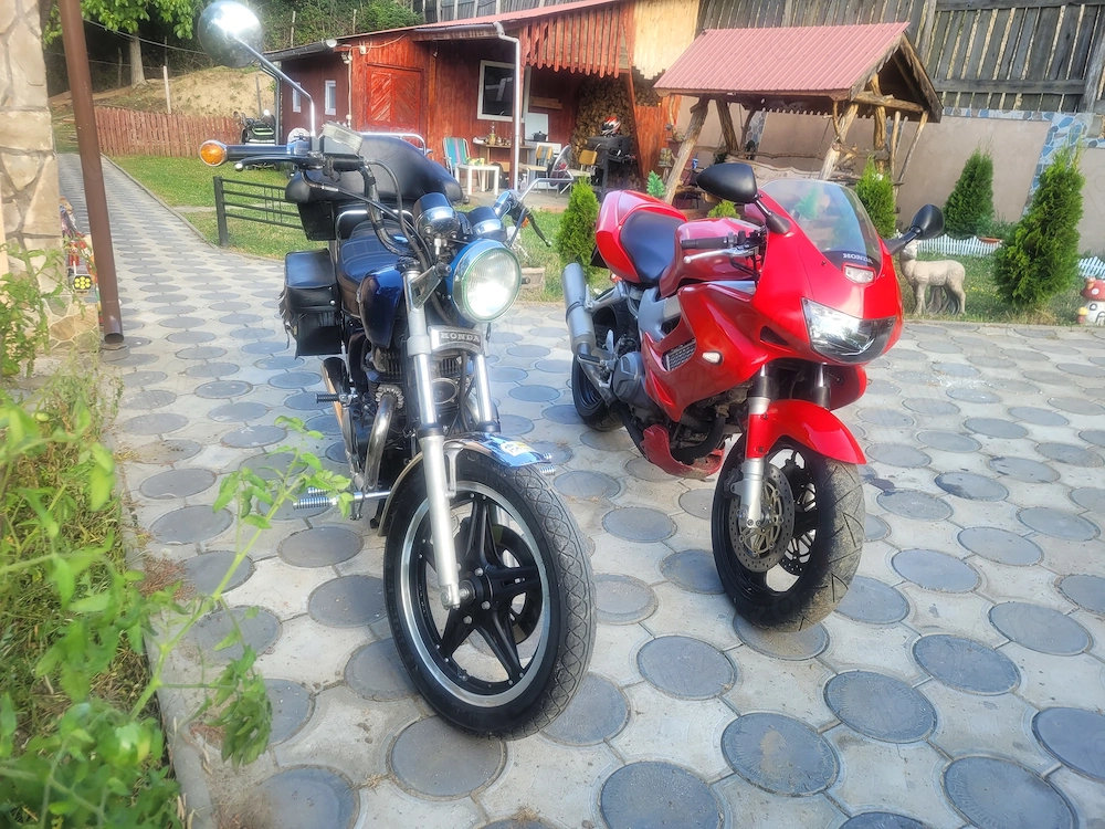 Honda cm 400 t 01