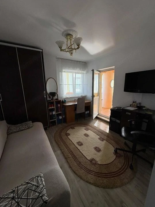 Apartament 3 camere BERE