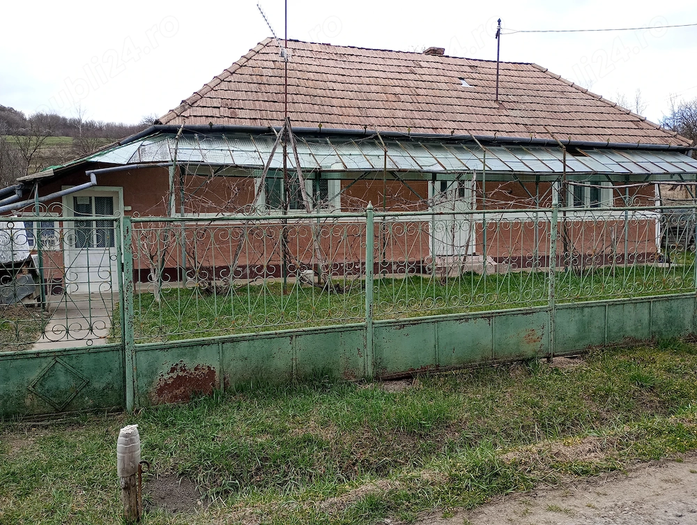 Casa de vanzare