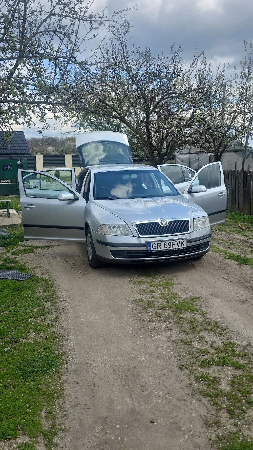 Vând Skoda Octavia 2 2008 1.6 FSI 116 Cai