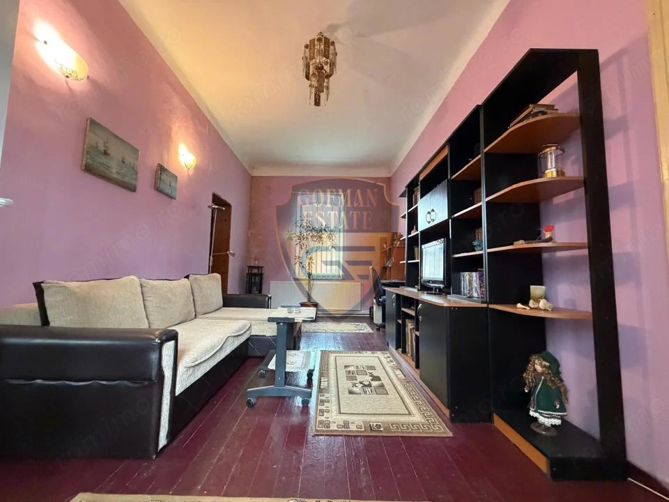 Casă cu teren de 1.025 mp Lumina | 4 camere | Potențial excelent de renovare 