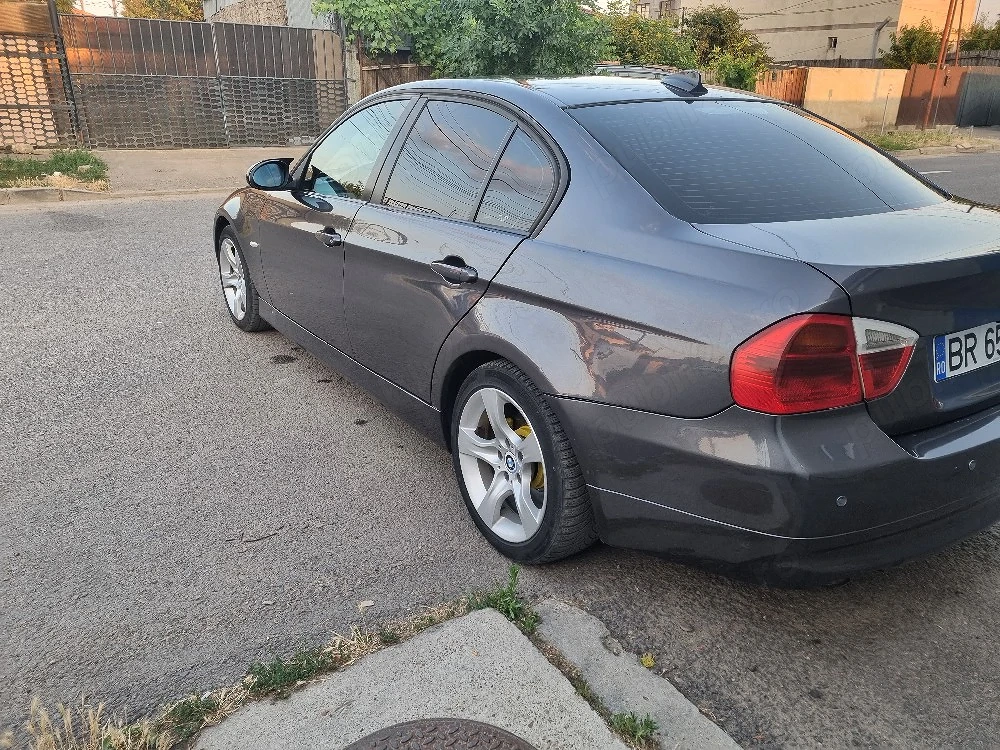 vând bmw E90