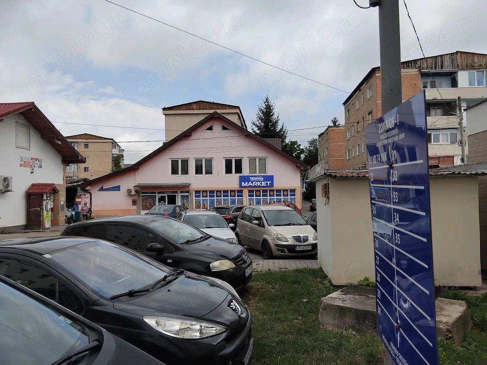 Închiriez spațiu comercial în piața agro alimentară Hațeg 