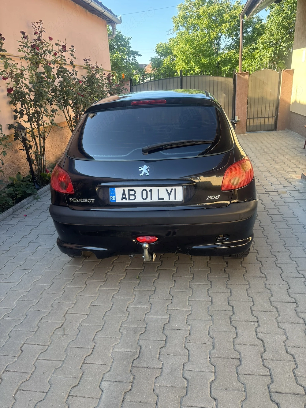 Peugeot 206 1.1 benzină, 60 CP, 2  km, 1124 cm , hatchback, ideală pentru oraș