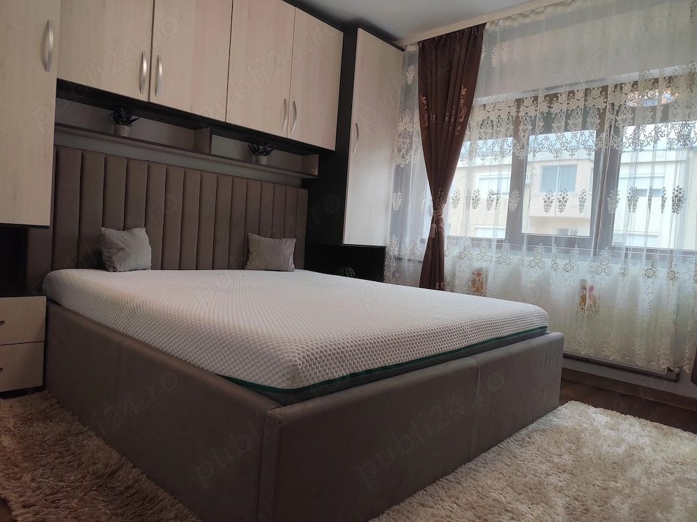 Proprietar, apartament 3 camere, zona Micalaca, 5 minute de piata Miorița 