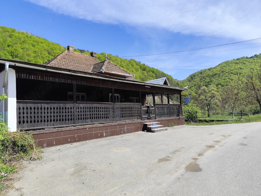 Casa plus șură de vânzare 