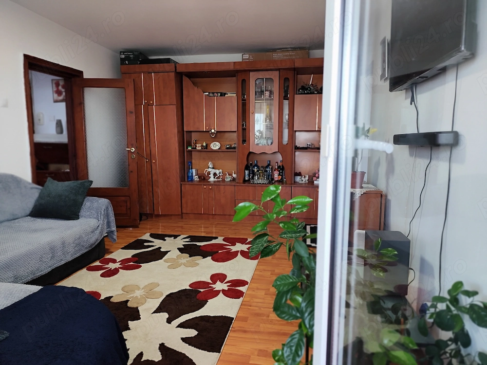 Proprietar vând apartament 2 camere 