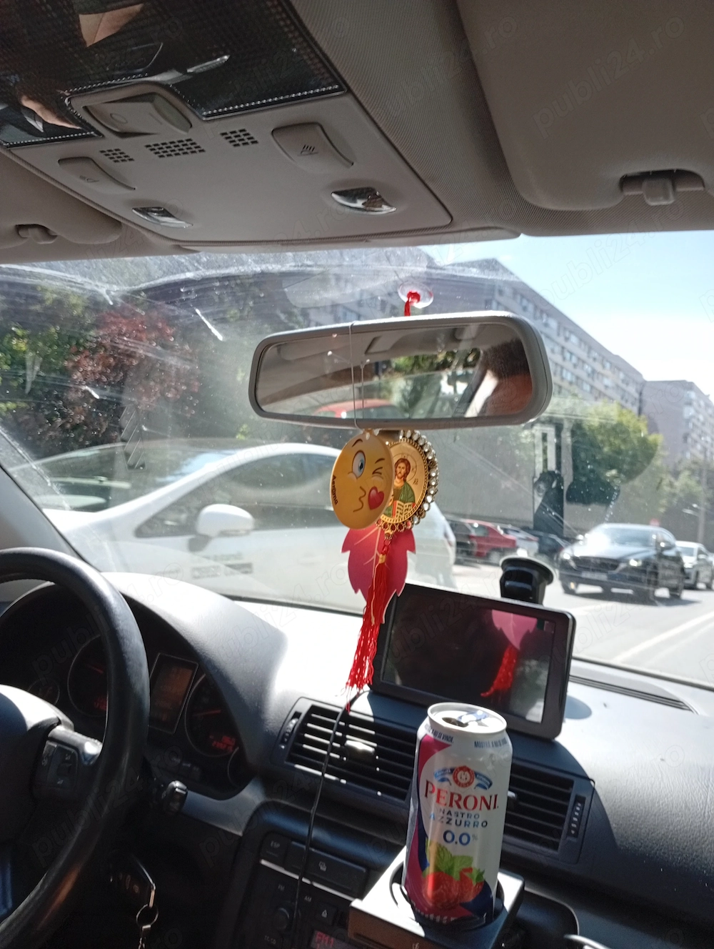 Vindem mașină Audi 