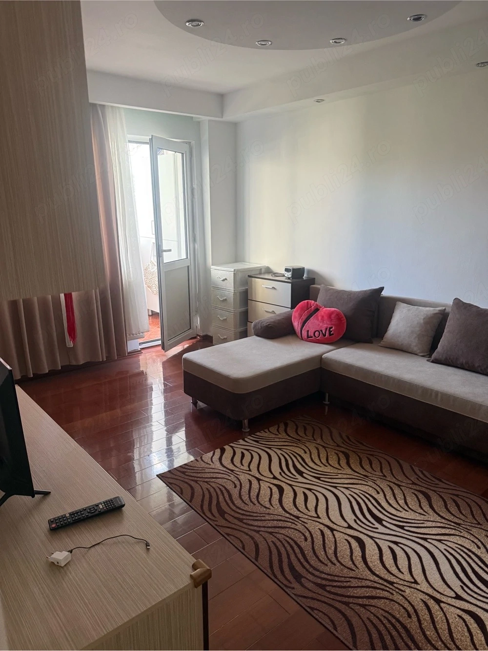 Proprietar Vand Apartament 3 camere 