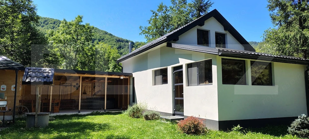 Casa de vacanta 4 camere, 100 mp, teren 768 mp, Dealu Mare, Comuna Rasca
