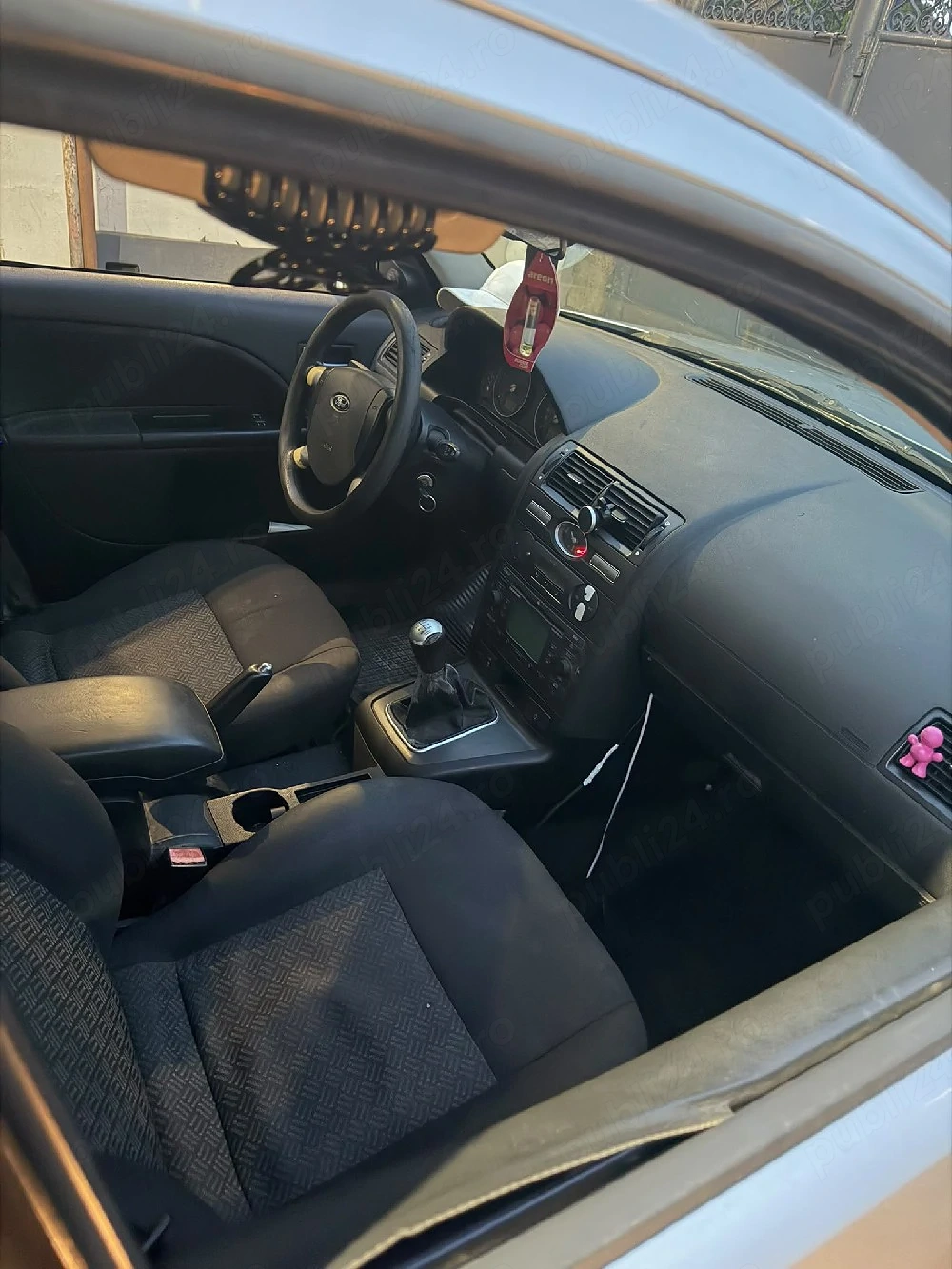 vand schimb ford mondeo mk3 2.0 tdci 