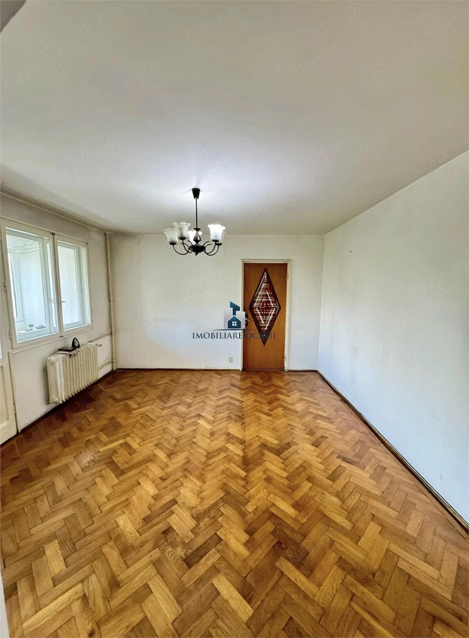 Apartament 3 Camere Semidecomandat Bd.Alexandru Obregia