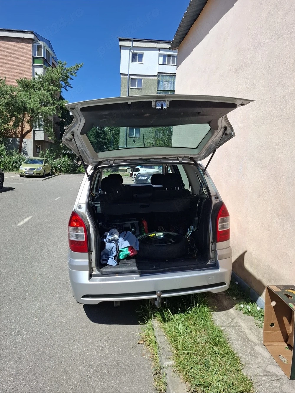 WOpel Zafira 1.8 Benzină + GPL | 7 locuri | 2005 | AC | Pilot automat 
