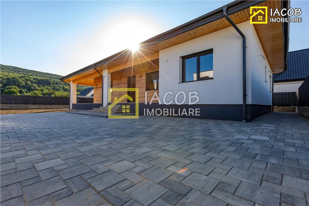 Casa noua premium in Hemeius - eleganta, confort si liniste, la doar 10 minute de Arena Mall