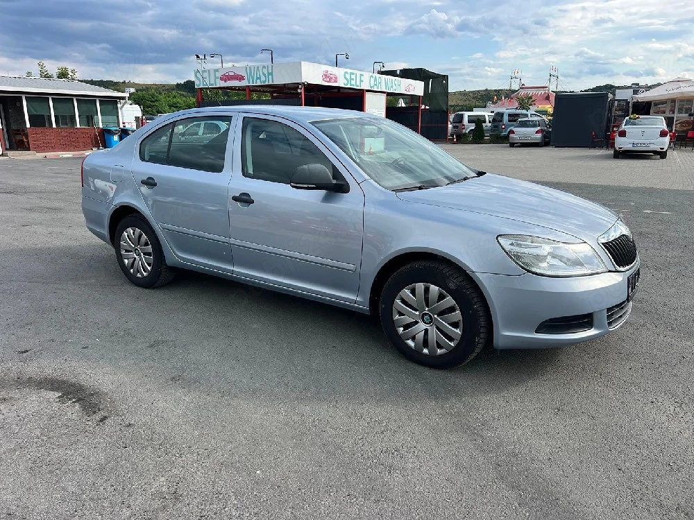 Skoda Octavia 1.4 benzină 80 cp