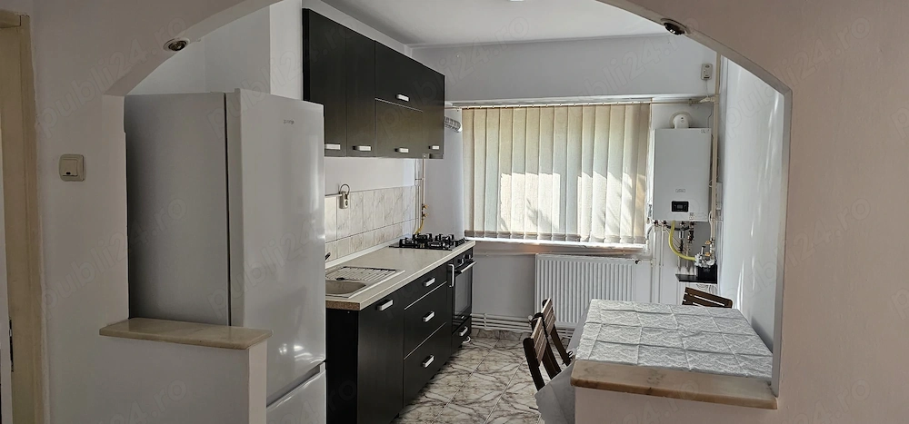 Închiriez apartament 2 camere