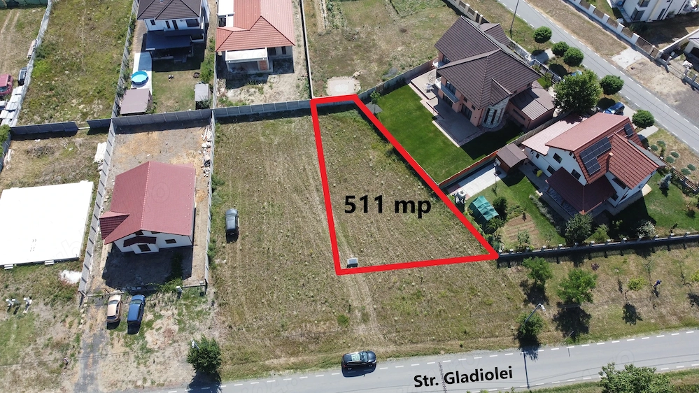 Parcela la asfalt cu zona verde mare in fata parcelei. 0% Comision prin Poremo Imobiliare