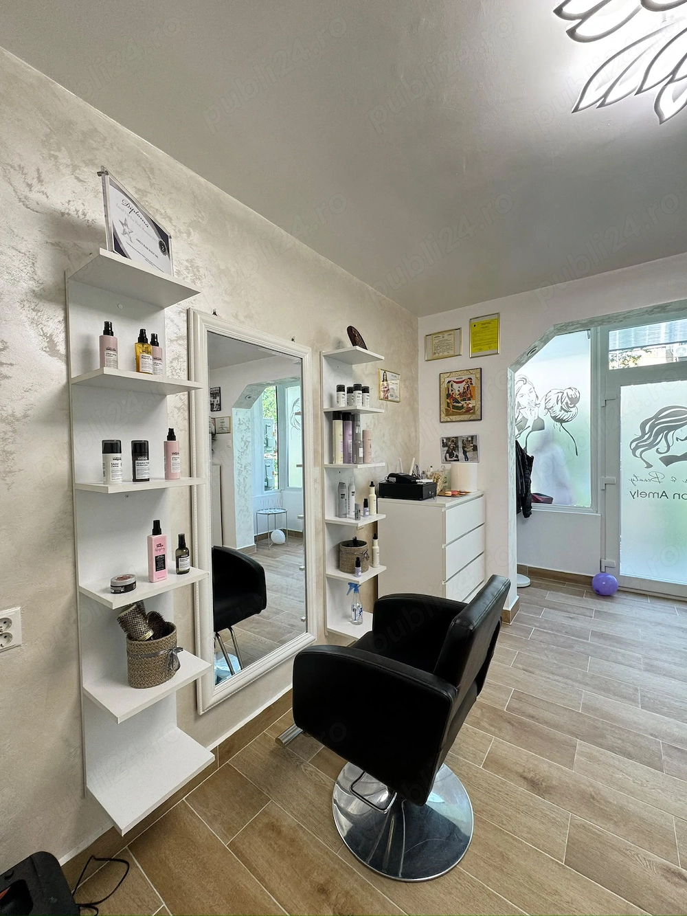 Salon de Coafură & Frizerie AMELY   Orșova, zona Evantai