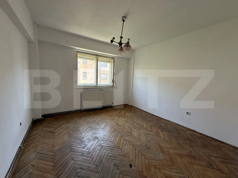 Apartament 3 camere, 67 mp, zona Micro 16