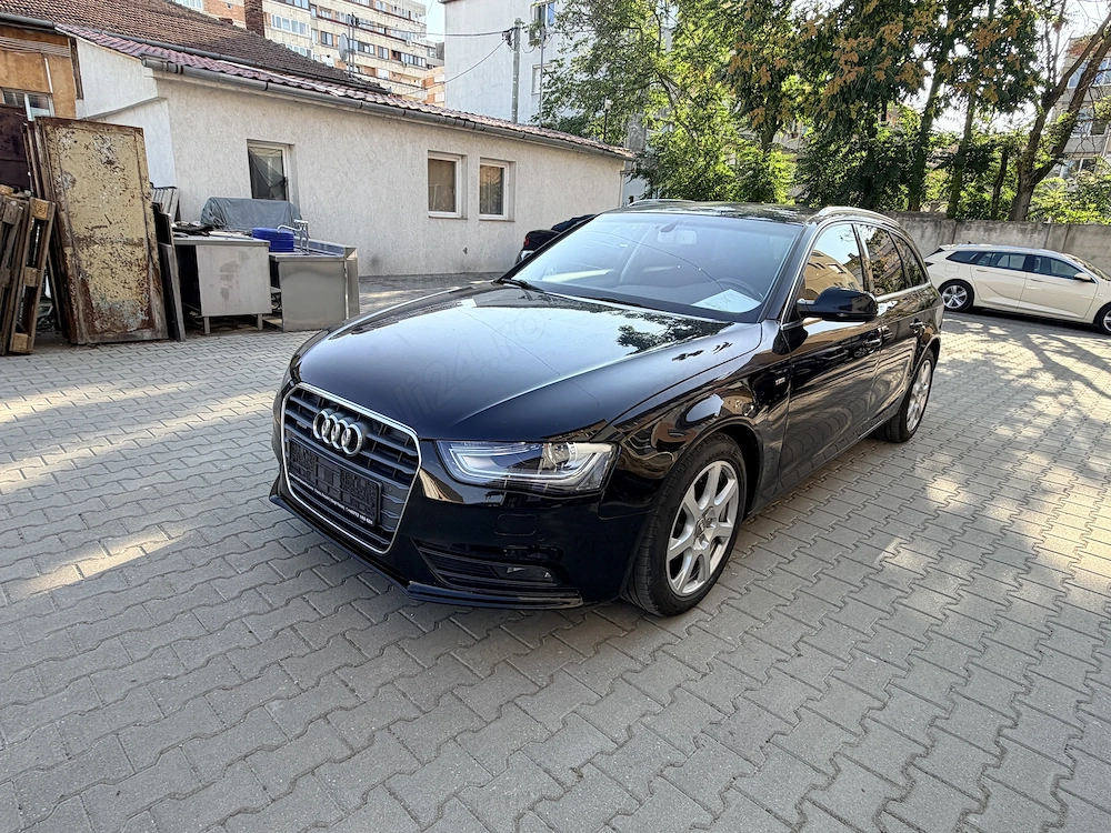 Audi A4 B8 quatro 2.0TDI S Line