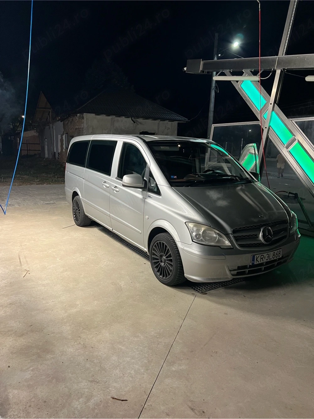 vand sau schimb cu masina mica 