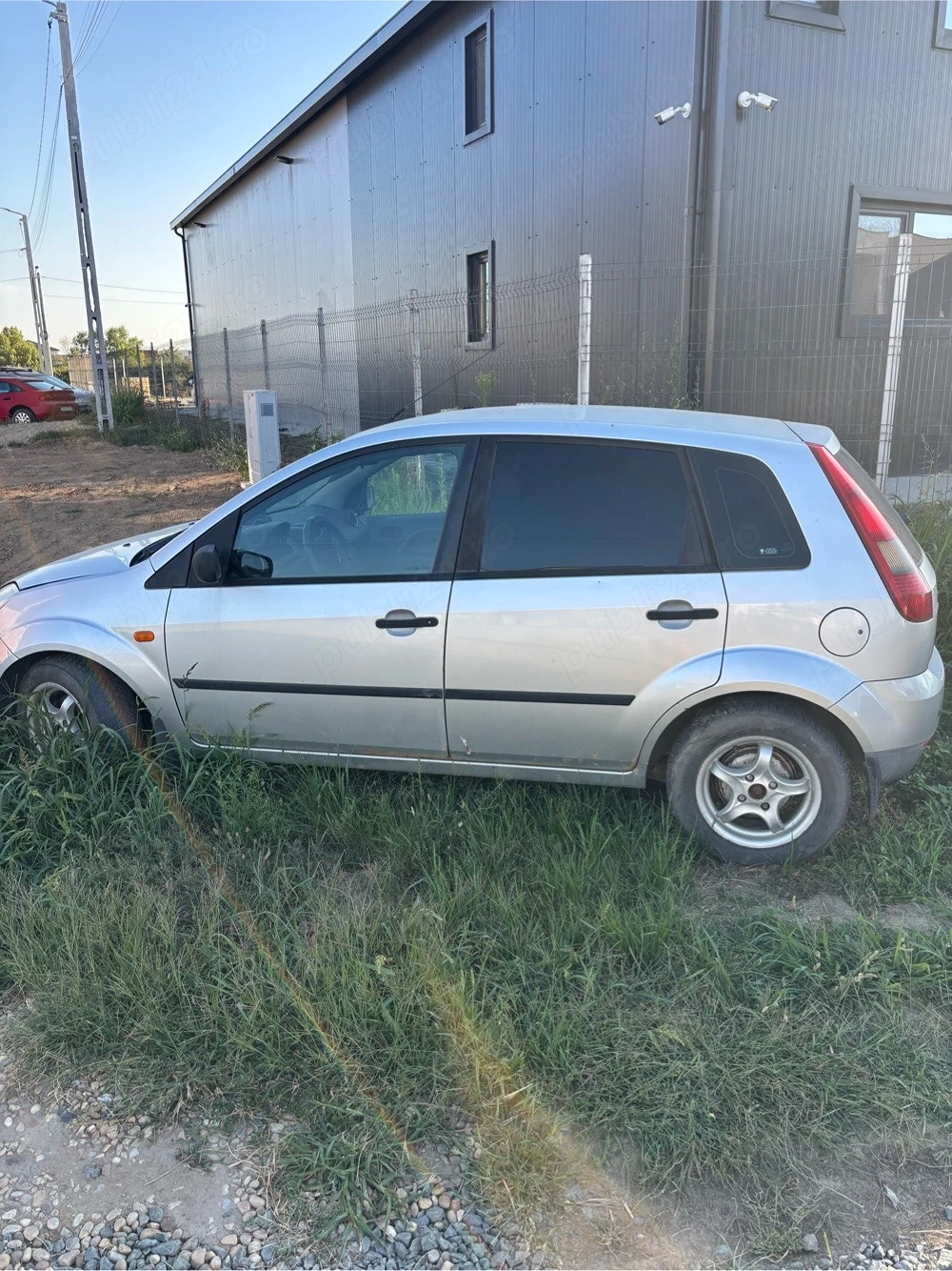 Vand Ford Fiesta 2001 Radiat