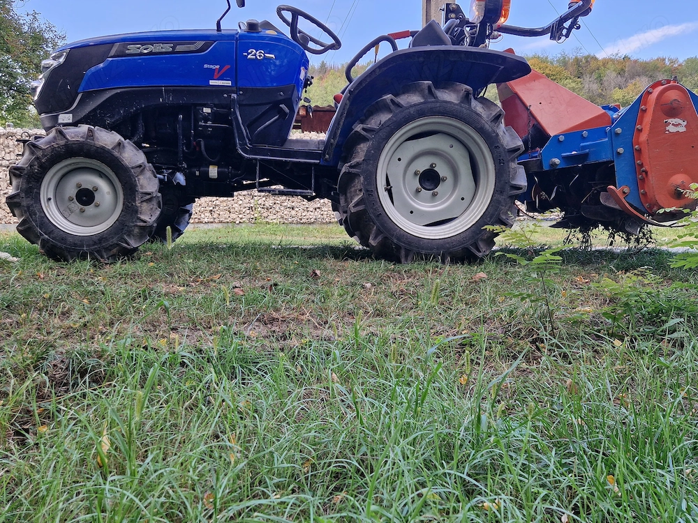 Vand Tractoras 4 4 