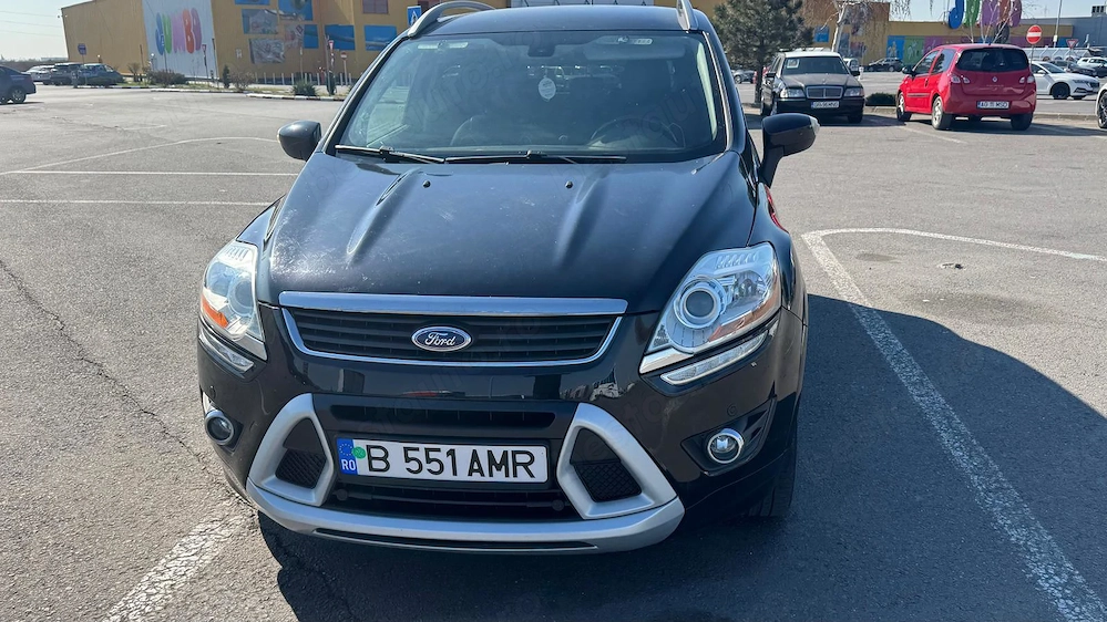 Vând Ford Kuga din 2012
