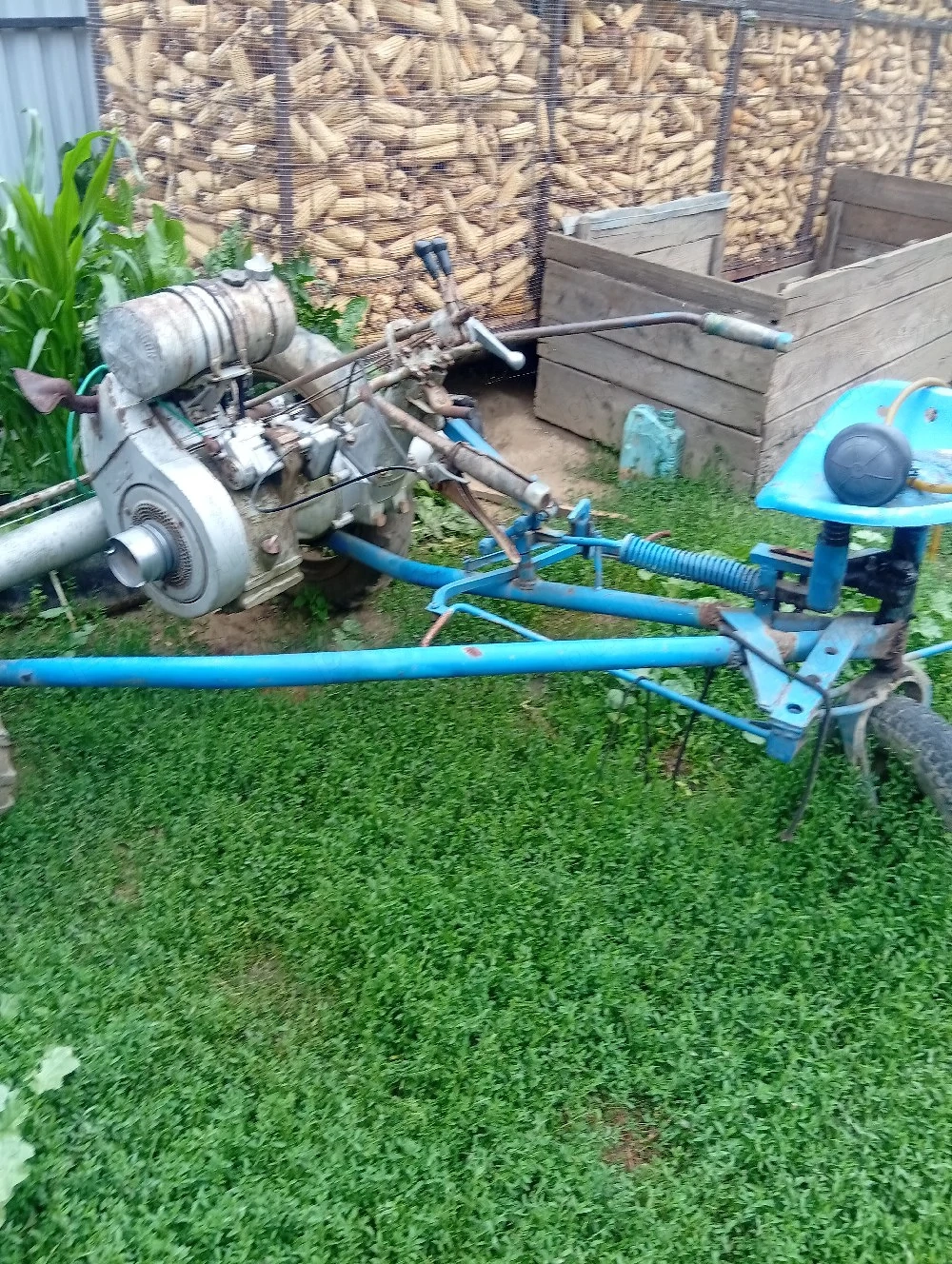 vând motocositoare bcs cu motor condor benzină 