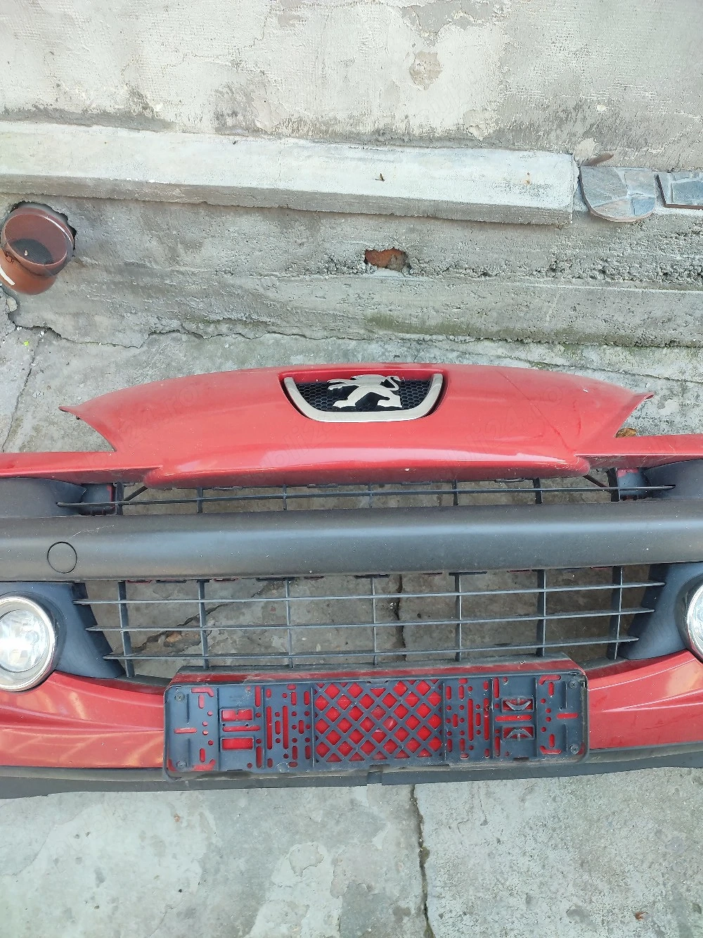 Bară față Peugeot 207 roșu 