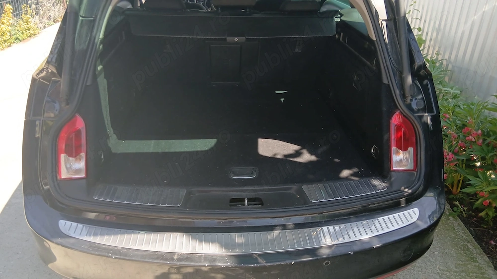 Vând Opel insignia 2011