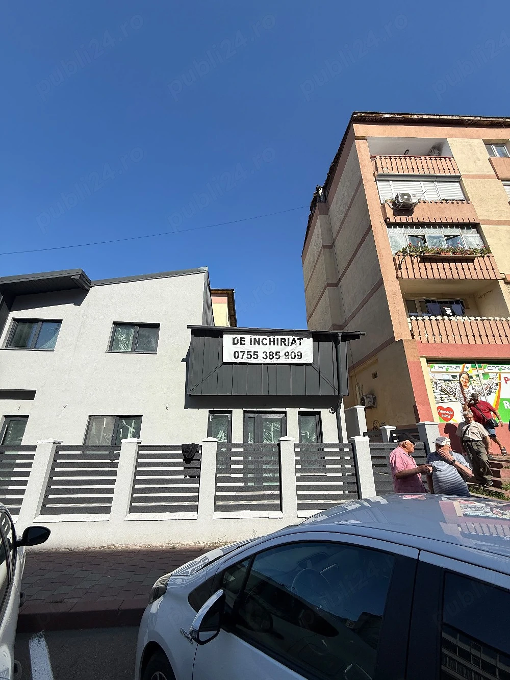 Spatiu comercial de inchiriat zona Spitalul Județean, Scoala nr.2, Asirom 