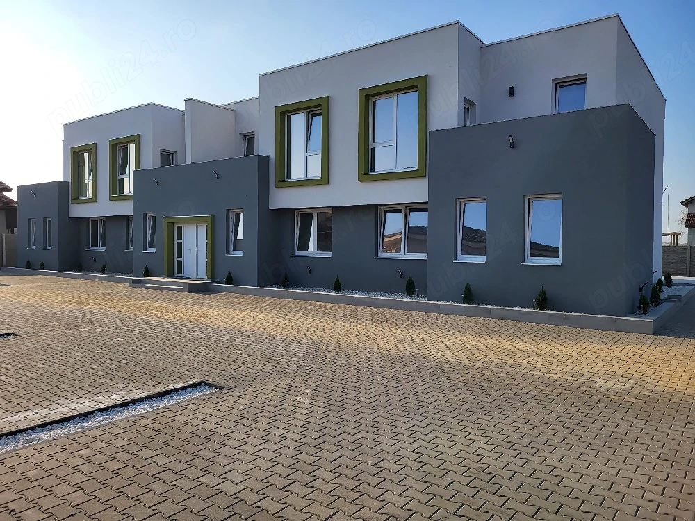 4 case insiruite in mosnita noua de inchiriat. Posibilitate asociere in afacere