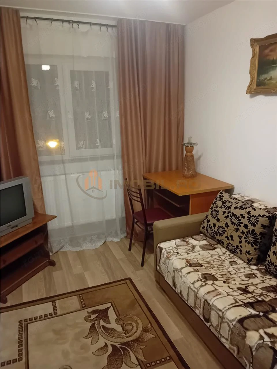 zona cartier Alexandru cel Bun - Apartament cu 3 camere