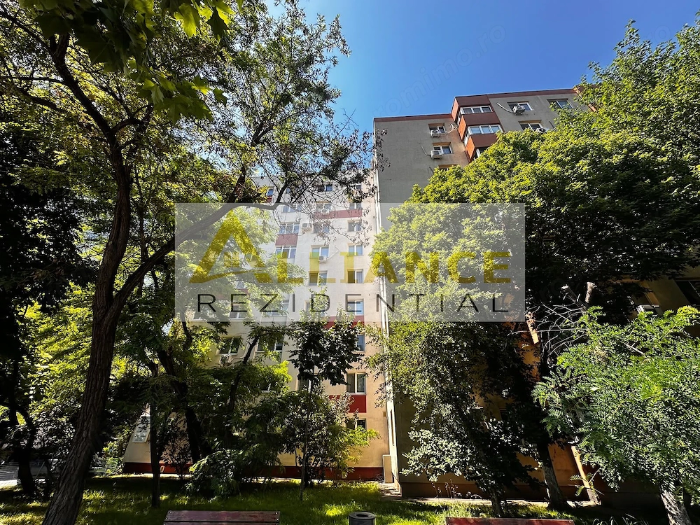Aparatorii Patriei - 3 Camere - Renovat - Mobilat -