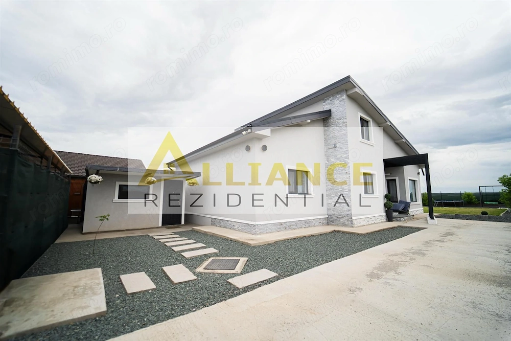 CASĂ INDIVIDUALĂ - 117mp + 22.75mp terasa - TEREN 755mp - 185.000â¬