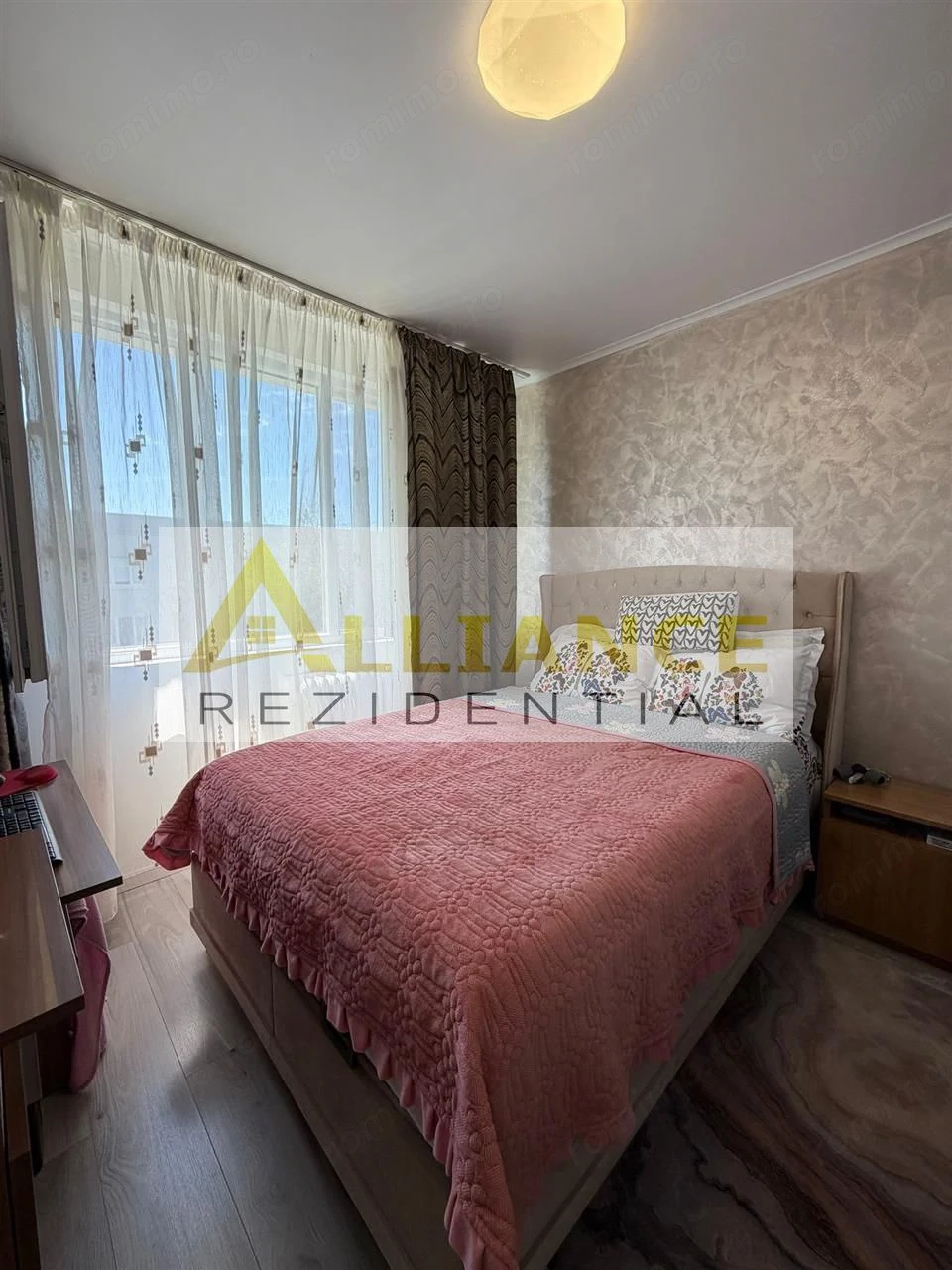 4 camere decomandat | 815 mp | 2 bai | Sector 3